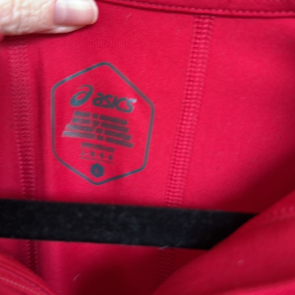 Asics Red Performance Running Top - Picture 4 of 5